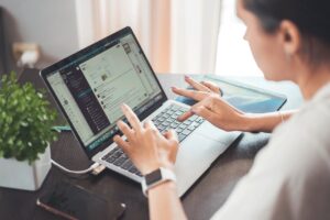 The Mindset That Wins on Fiverr